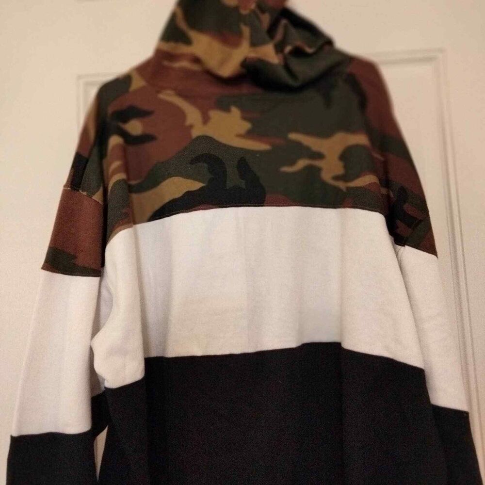 Fila camouflage pullover hoodie  Men size 3X - Picture 4 of 7